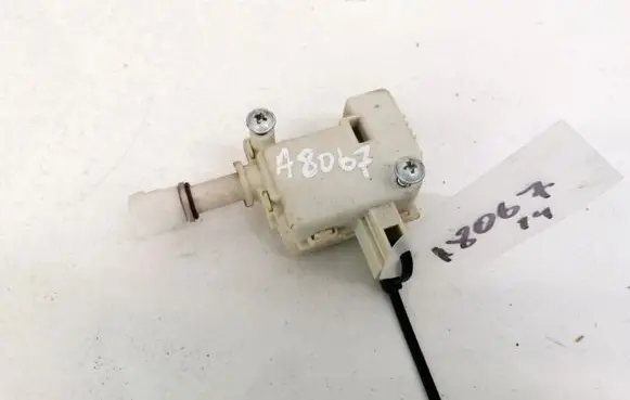 Opel Zafira B Central locking motor 1J5810773 3B0959782