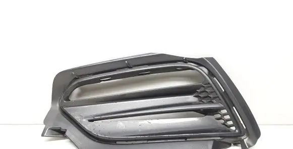 Volvo V60 Front bumper lower grill 31383154
