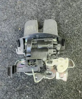 Skoda Fabia Mk3 (NJ) Tailgate/trunk/boot lock/catch/latch