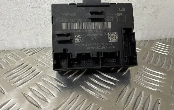 Audi A3 S3 8V Door control unit/module 5Q0959592E 5Q0959592B