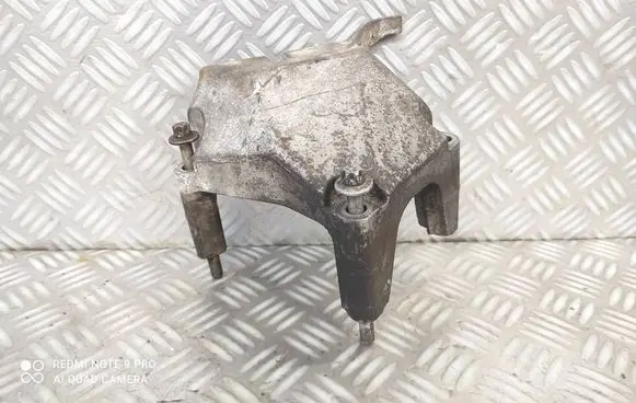 Opel Zafira C Engine mounting bracket 13248477