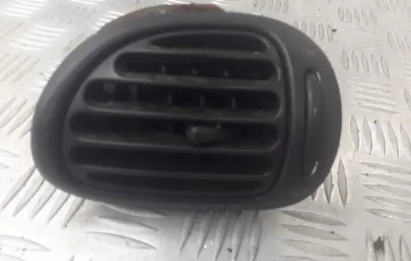 Peugeot 206 Dashboard side air vent grill/cover trim 9632184377