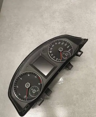 Volkswagen Golf Plus Speedometer (instrument cluster) 5M0920960J VD10482002