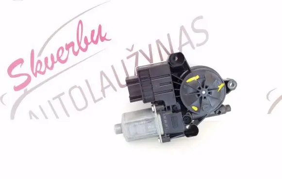 Skoda Kamiq Front door window regulator motor 2Q1959406C 038100411 1T0809406