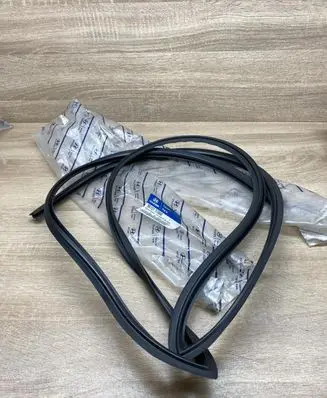 Hyundai Matrix Windshield trim 8613117000
