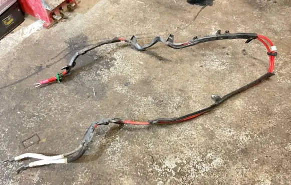BMW 5 G30 G31 G38 Positive cable (battery) 621717103 6807332