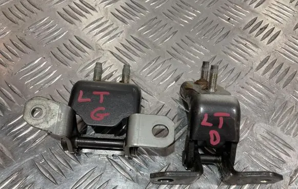 Suzuki Swift III Rear door hinge set PK10334