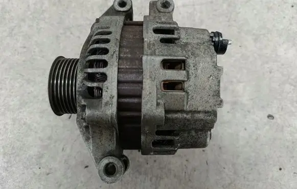 Honda CR-V Generator/alternator 
