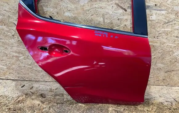 Mazda 3 III Rear door BJS772010 S2503L032