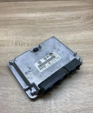 Volkswagen PASSAT B5 Engine control unit/module ECU 038906018AS 0281001724