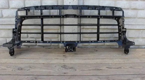 Porsche Cayenne (9Y0 9Y3) Front bumper upper radiator grill 9Y0807683AA
