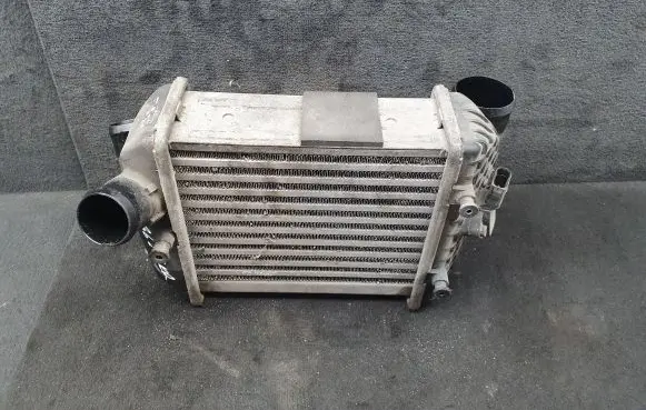 Audi A4 S4 B6 8E 8H Intercooler radiator 8E0145805P 038906051B 0281002399