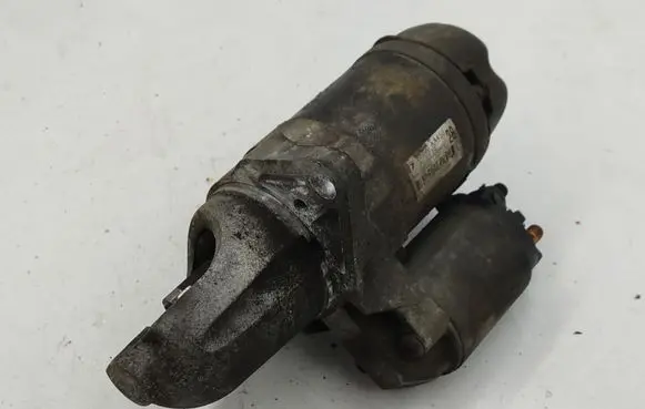 Subaru Legacy Starter motor 23300 AA450