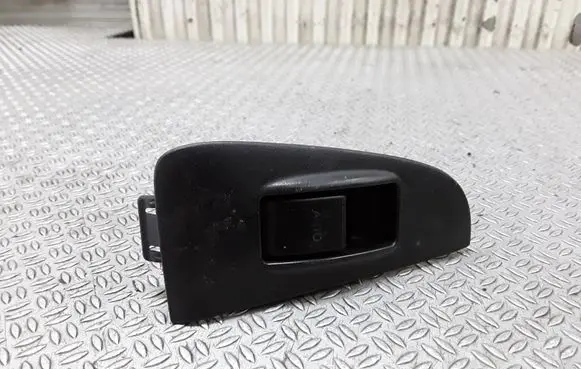 Toyota Avensis T250 Electric window control switch 7427105020