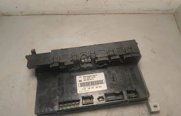 Mercedes-Benz SLK R171 Fuse module 1715451301 5DK00855412