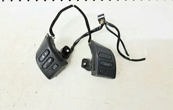 Toyota Corolla Verso AR10 Steering wheel buttons/switches 