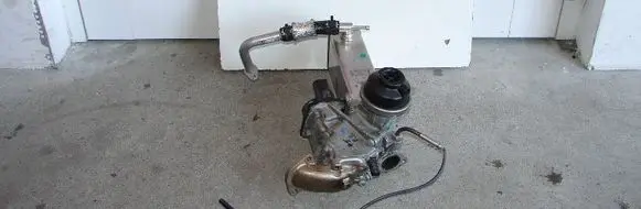 Audi Q7 4M EGR valve cooler 059131511AJ