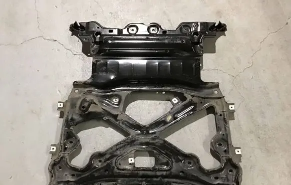 Volkswagen Touareg III Other under body part 4M0399345L