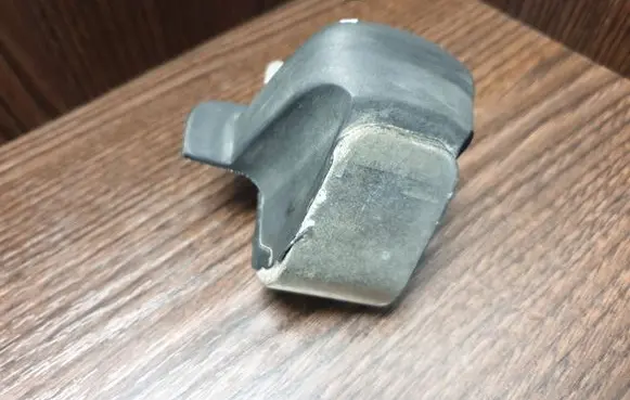 Nissan Primastar Sliding door check strap stopper 573423