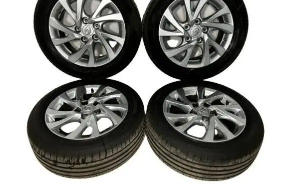R16 alloy rim