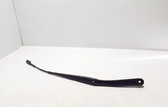 Hyundai Tucson TL Front wiper blade arm 98321N7000