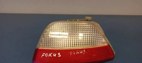 Ford Focus Rear/tail lights 1M5115K273