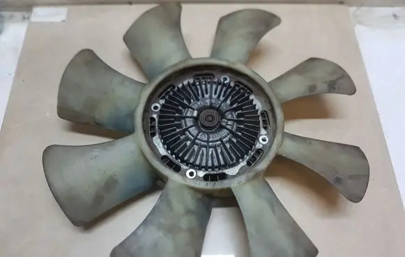 Toyota Camry Viscous fan clutch 