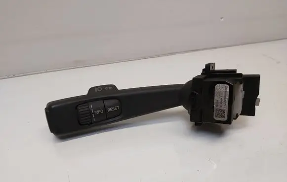 Volvo S60 Indicator stalk 31334647