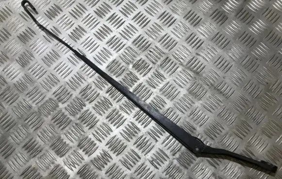 Nissan Almera Tino Front wiper blade arm