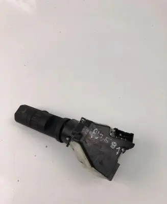 Nissan NP300 Indicator stalk 6816SN