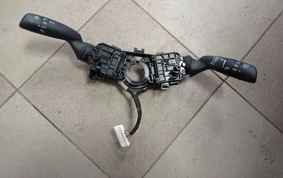 Toyota Sienna XL40 IV Wiper control stalk 17J924 846520R100