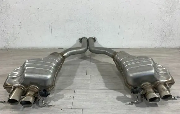 Bentley Continental Rear muffler/silencer tail pipe 