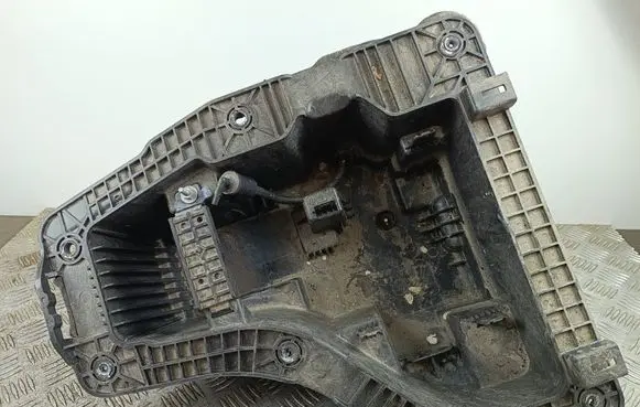 Jeep Grand Cherokee WL Battery box tray 