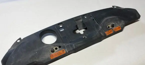 Honda CR-V Engine bonnet/hood lock trim molding 71123SWA