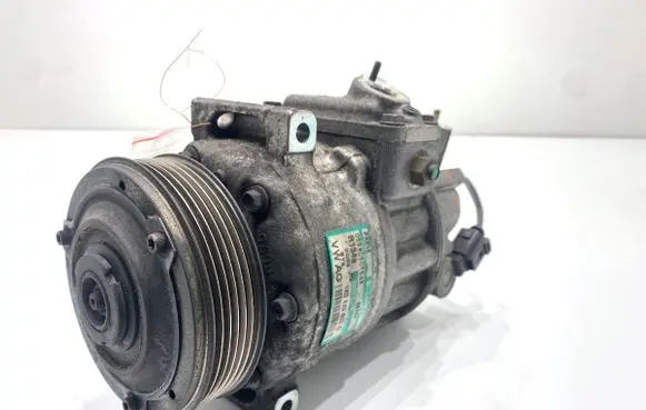 Seat Leon (1P) Air conditioning (A/C) compressor (pump) 1K0820803C