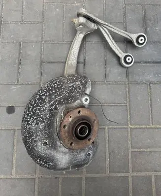 Audi A6 C7 Front wheel hub spindle knuckle 4G0407241C