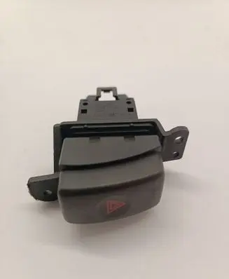 Nissan Primera Hazard light switch 06016