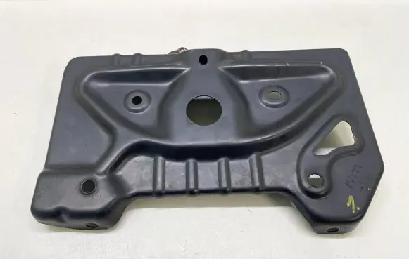 Mercedes-Benz E W212 Battery tray A2126200018
