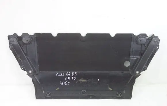 Audi A4 S4 B9 Engine splash shield/under tray 8W0863821B