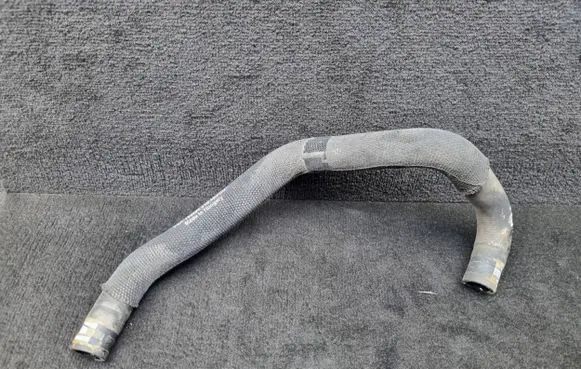 Audi Q7 4M Engine coolant pipe/hose 4M0122447A