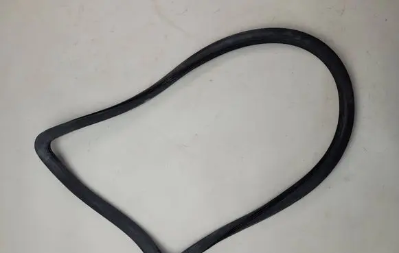 Mercedes-Benz Vito Viano W638 Rubber seal rear door window/glass A6016700239