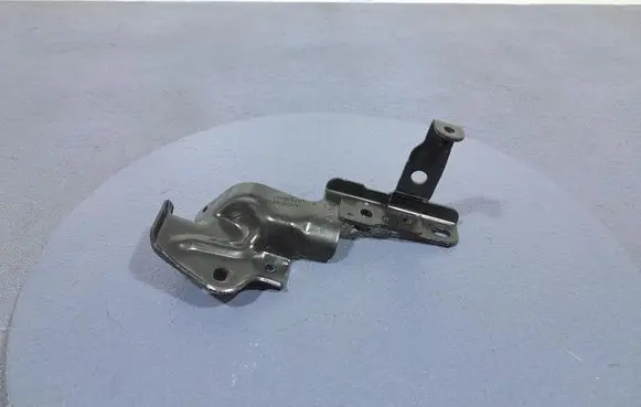 Renault Captur Thermostat/thermostat housing 320930176R