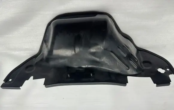 Audi A4 S4 B9 Heat shield in engine bay 8W0819523E 8W0819523