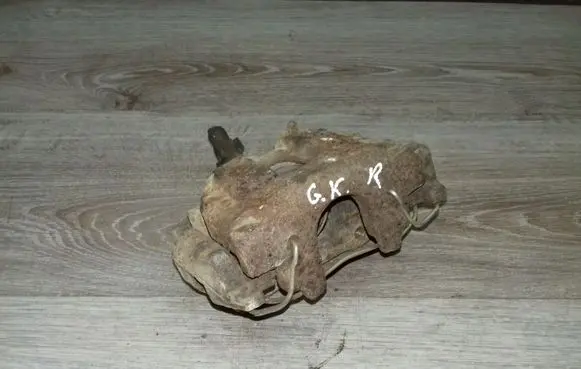 Volvo S60 Rear brake caliper