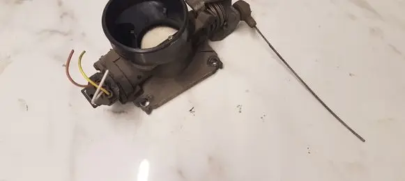 Ford Focus Throttle valve XS4U9E927