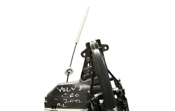 Volvo S60 Front door lock 31301738 A046465 923907101
