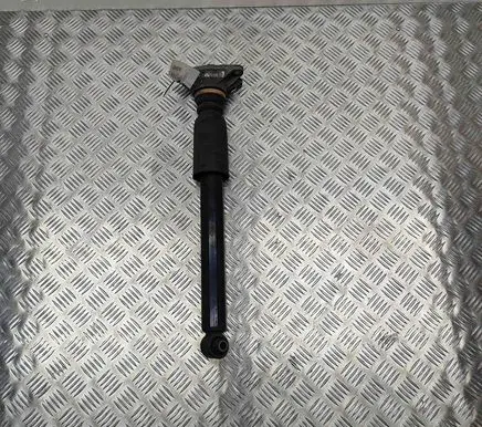 BMW 4 F32 F33 Rear shock absorber/damper 6873767