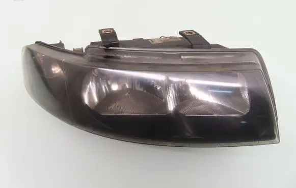 Seat Toledo II (1M) Headlight/headlamp 67742701 1M1941002D