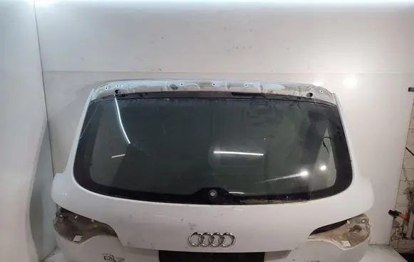 Audi Q7 4L Tailgate/trunk/boot lid