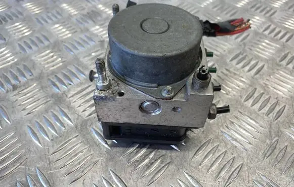 Renault Clio II ABS Pump 8200747140 0265232077